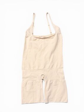 SKIMS Seamless Sculpt Mid-Thigh Bodysuit